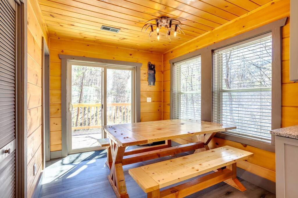 Dancing Bear Cabin- Relax & Enjoy! Sevierville Eksteriør bilde