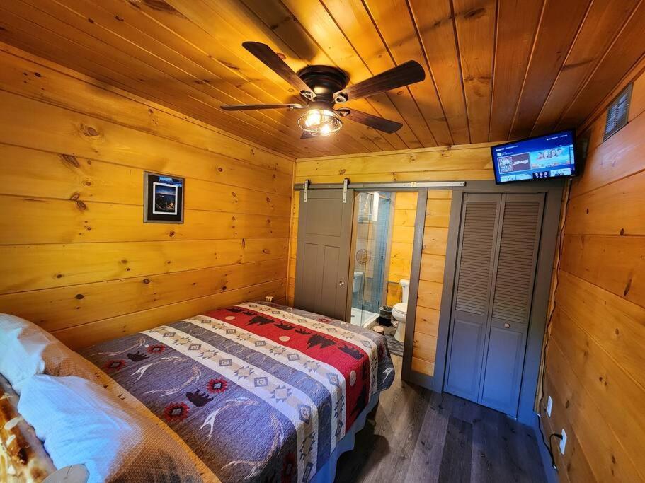 Dancing Bear Cabin- Relax & Enjoy! Sevierville Eksteriør bilde