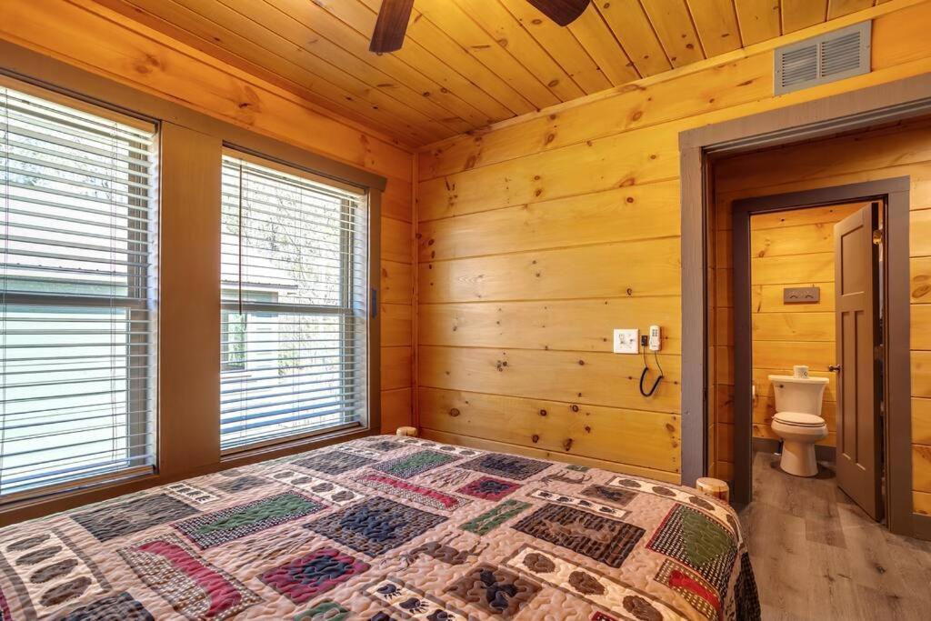 Dancing Bear Cabin- Relax & Enjoy! Sevierville Eksteriør bilde